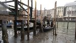 Oh Venesia, Indahmu Ternoda Banjir dan Kekeringan