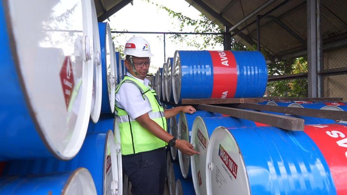 Pengiriman Avgas ke Balige