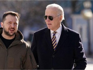 Kisah Perjalanan Biden ke Ukraina, Tak Pernah Terjadi di Zaman Modern