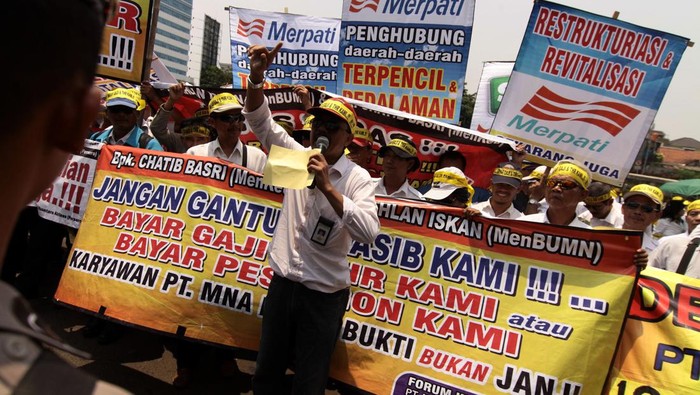 Merpati Airlines resmi dibubarkan. Presiden Jokowi sudah meneken Peraturan Pemerintah nomor 8 Tahun 2023. Begini proses timelinenya hingga dibubarkan.