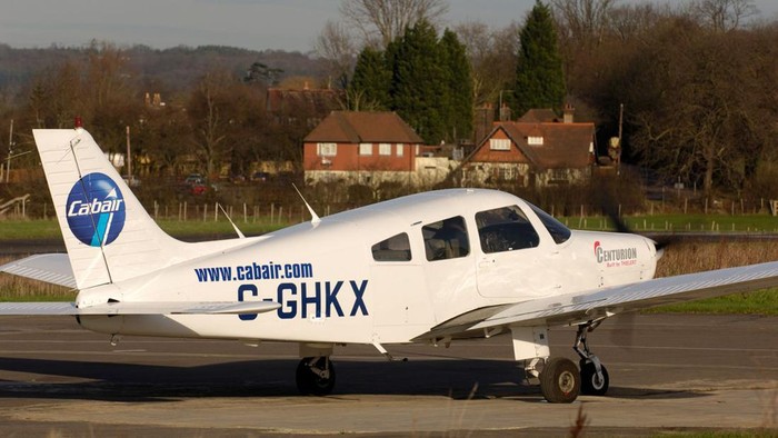 Pesawat Piper PA-28