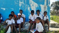 Bantuan sangat diperlukan untuk 61 siswa di SDN Nainefo 2, Amfoang Barat Laut, NTT.