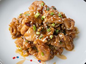 Resep Ayam Masak Madu dan Bawang Putih yang Manis Gurih untuk Makan Malam