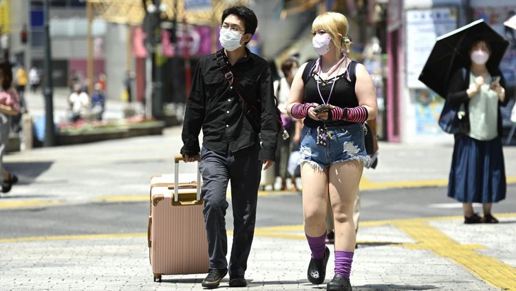 Pemerintah Jepang khawatir karena angka kelahiran di negaranya semakin menurun. Bahkan pemerintahpun ikut campur tangan untuk menjodohkan warga.