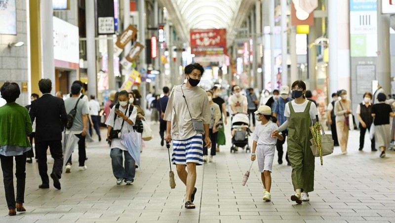 Pemerintah Jepang khawatir karena angka kelahiran di negaranya semakin menurun. Bahkan pemerintahpun ikut campur tangan untuk menjodohkan warga.