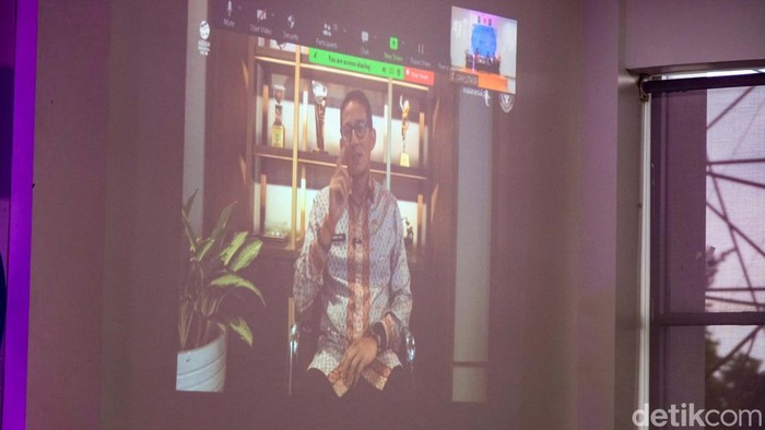 Menparekraf Sandiaga Uno memberikan kuliah umum di Universitas Pancasila, Jakarta, Rabu (22/2).  Ia mengangkat pengembangan pariwisata inklusif.