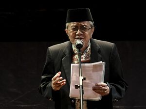 Taufiq Ismail Raih Anugerah Sastra Asia Tenggara dari Brunei Darussalam