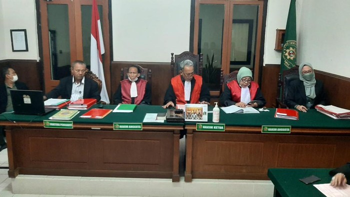 sidang kasus tongkat baseball