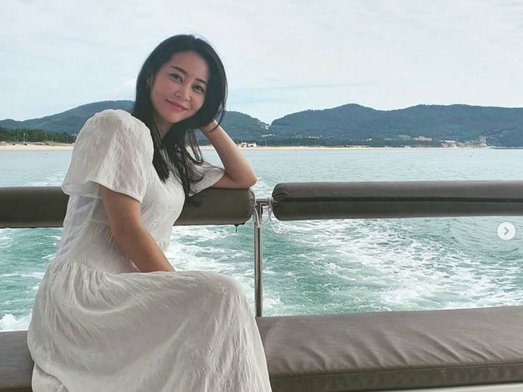8 Foto Aktris yang Diancam Tampil Tanpa Busana di Drakor 18+ Hit The Spot