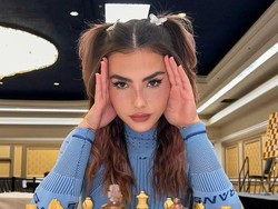 Potret Pemain Catur yang Kecantikannya Jadi Atensi, Dijuluki Queen Gambit Asli