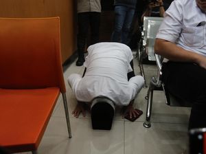 Ayah Arif Rahman Mohon Sang Anak Bisa Kembali ke Institusi Polri
