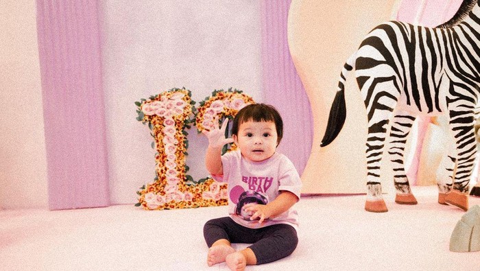 perayaan ulang tahun pertama Ameena.