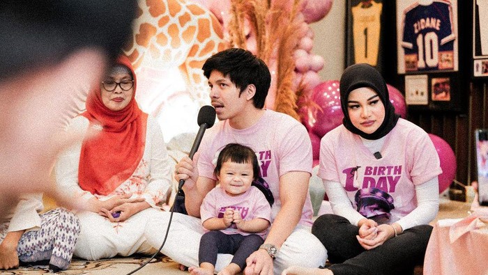 perayaan ulang tahun pertama Ameena.