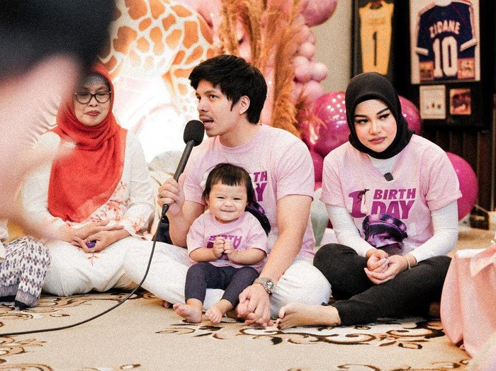 perayaan ulang tahun pertama Ameena.