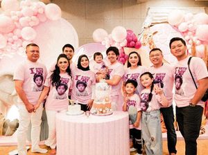 Serba Pink dan Seru Abis! 9 Momen Perayaan Ultah Pertama Ameena
