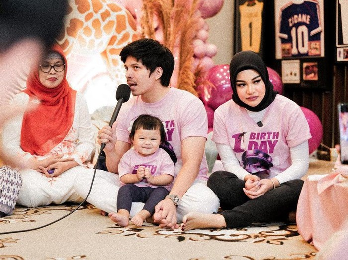 Ulang tahun pertama Atta Halilintar dan Aurel Hermansyah.