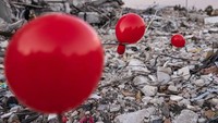Puluhan ribu orang tewas, banyak di antaranya anak-anak, akibat gempa dahsyat berkekuatan (M) 7,8 yang mengguncang Turki selatan dan Suriah utara pada Senin, (6/2/2023). Menurut informasi terakhir, gempa telah menewaskan lebih dari 45.000 jiwa di kedua negara dan diperkirakan masih akan bertambah.  
