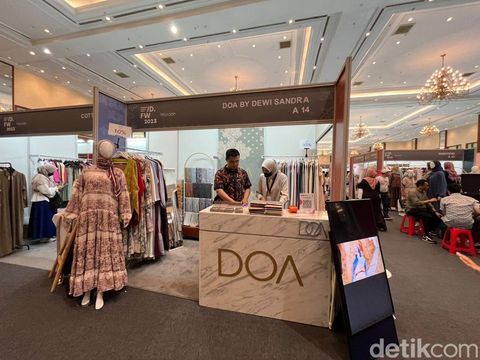 Berburu koleksi baju lebaran di Indonesia Fashion Week 2023, mulai digelar pasa 22 Februari hingga 26 Februari mendatang.