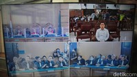 Sidang vonis mantan Wakaden B Biropaminal Divpropam Polri Arif Rachman Arifin terkait kasus perusakan CCTV hingga menghambat penyidikan pembunuhan Brigadir N Yosua Hutabarat dimulai.