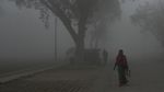 Gelapnya New Delhi Diselimuti Polusi Udara