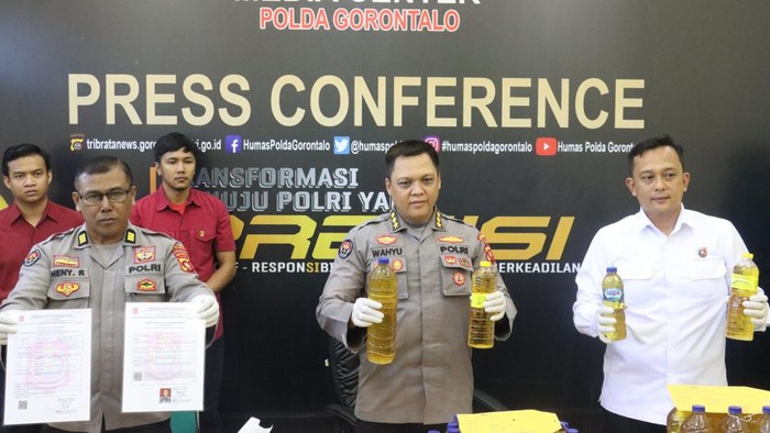 Pedagang berinisial IB (46) di Kabupaten Bone Bolango, Gorontalo ditetapkan tersangka kasus penyalahgunaan minyak goreng rakyat atau Minyakita.