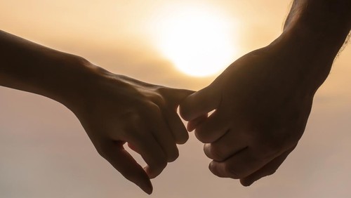 Hari Tanpa Diskriminasi diperingati setiap tanggal 1 Maret. Peringatan itu mengajak masyarakat di seluruh dunia untuk mengakhiri segala bentuk diskriminasi.