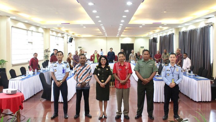 Tim Pengawasan Orang Asing (Timpora) Kabupaten Manggarai Barat yang dibentuk oleh Kantor Imigrasi Kelas II TPI Labuan Bajo, Kamis (23/2/2023).