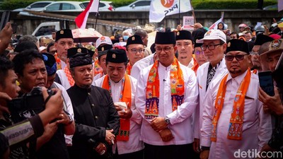Jelang Deklarasi Capres, Anies Baswedan Disambut Meriah Kader PKS