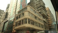 Kebanyakan yang tinggal di apartemen ini adalah lansia. Mereka kuat dan sehat karena naik turun tangga tiap hari. (bonauli/detikcom)