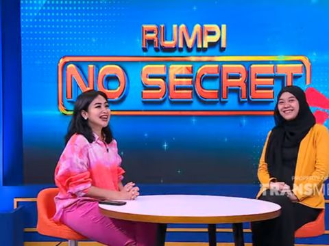 Kisah Gelia LInda, dulu pernah menjadi pemulung. Kini hidup sukses mempunyai usaha dan bisa membeli rumah secara tunai.