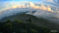 Tunda dulu mendaki saat musim hujan jika memungkinkan