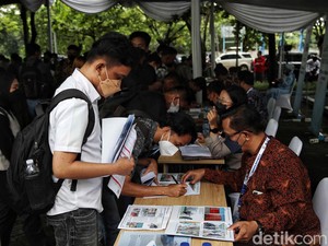 Ada 3,5 Juta Angkatan Kerja Baru, Bisa Terserap?