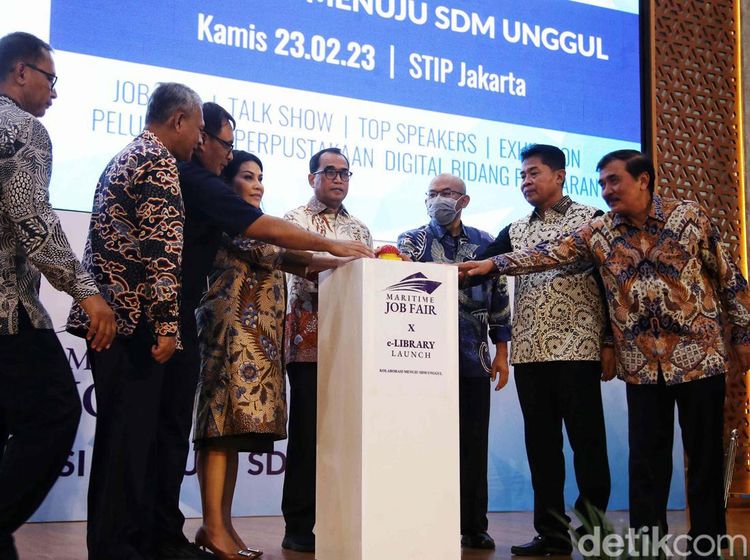 Momen Menhub Budi Karya Buka Maritime Job Fair 2023