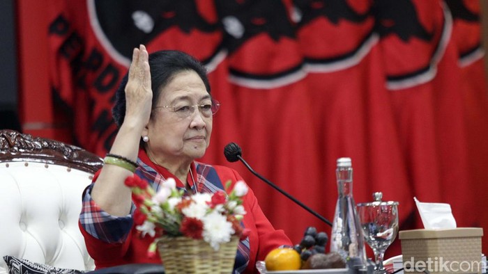 Megawati Ke Kader Pdip Politik Dinamis Tak Boleh Duduk Tenang Saja