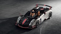 Pagani Huayra Roadster BC ini harganya senilai 3,7 juta poundsterling atau sekitar Rp 67 miliar. (Foto: philipprupprecht)