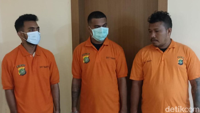 Polda Metro Jaya mengungkap kasus debt collector yang membentak polisi saat menarik paksa mobil selebgram Clara Shinta (Wildan N/detikcom)
