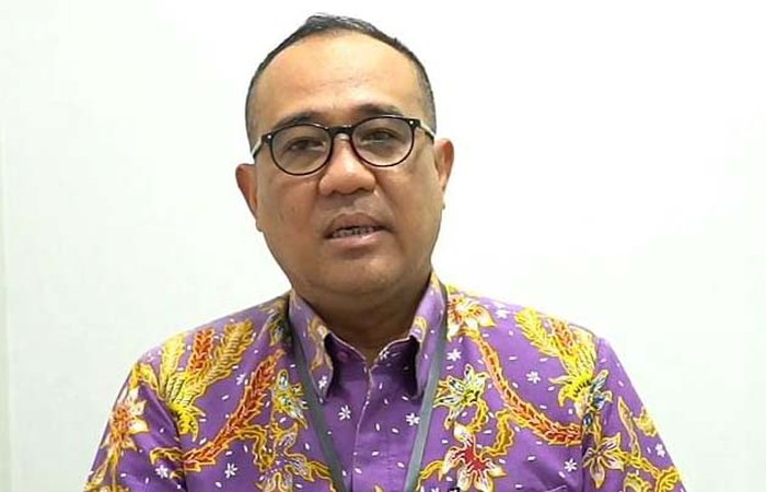Pejabat pajak Rafael Alun Trisambodo yang merupakan orang tua dari Mario Dandy Satrio, tersangka penganiayaan anak pengurus pusat GP Ansor akhirnya buka suara. Dia meminta maaf kepada sejumlah pihak atas perbuatan yang telah dilakukan anaknya.