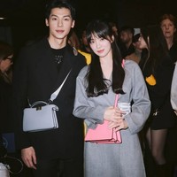 Nama Song Hye Kyo pun menjadi trending topic di media sosial China Weibo karena berfoto bersama Greg Hsu. Aktor tampan yang membintangi drama Taiwan Someday or One Day.  Foto: dok. Instagram @songhyekyozone