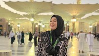 Kabar selebgram Stevi Agnecya meninggal dunia mengejutkan banyak pihak. Stevy meninggal pada usia 32 tahun pada 21 Maret 2024. Tak pernah memperlihatkan kondisi sakit, Stevi meninggal sempat 3 hari masuk ICU RSCM sebelum meninggal. Foto: Instagram @steviagnecya