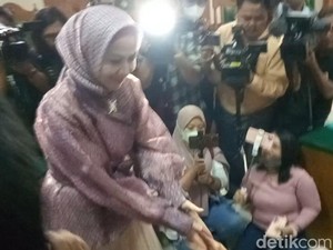 Akhirnya Venna Melinda Bertemu Ibunda Ferry Irawan: Apa Kabar Mami?