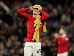 Raphael Varane Puji Dua Pemain Muda Man United