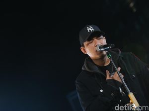 Chord dan Lirik Lagu Pergi Pagi Pulang Pagi oleh Armada