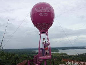 Bukit Cinta Anti Galau, Cocok Buat yang Pengen Lepas Penat di Cirebon