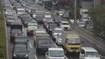 Jalan MT Haryono-Tol Dalam Kota Macet Siang Ini
