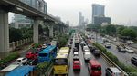 Jalan MT Haryono-Tol Dalam Kota Macet Siang Ini