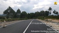 Kabupaten Tapanuli Utara diselesaikan pembangunan Jalan Lingkar Siborong-borong, preservasi jalan dan jembatan ruas Dolok Sanggul – Siborong-borong (28,45 km), dan pembangunan jalan menuju Huta Ginjang (3,2 km).  Foto: Dok. Kementerian PUPR