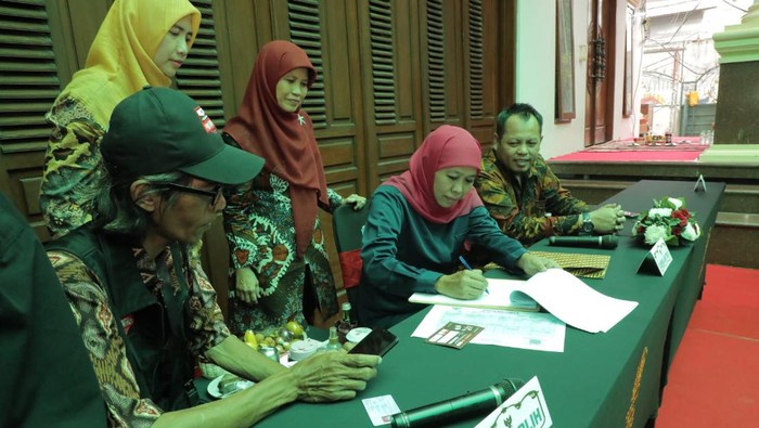 KPU Gelar Coklit di Kediaman Gubernur Khofifah