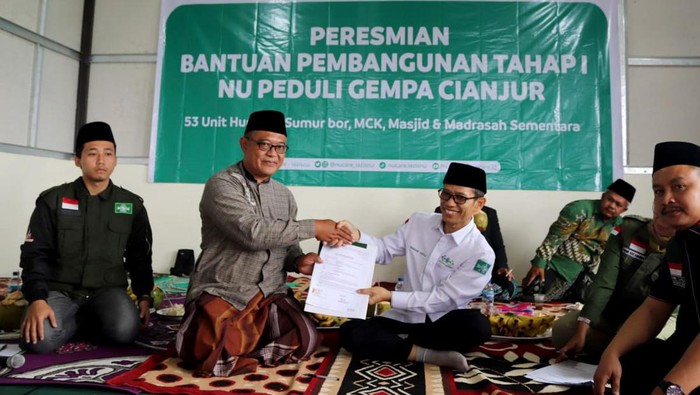 Peletakan batu pertama pembangunan Masjid Jami' Miftahul Huda li Nahdlatil Ulama dilaksanakan di Desa Rancagoong, Kecamatan Cilaku, Kabupaten Cianjur, Jawa Barat.
Ini menjadi langkah nyata penyaluran bantuan untuk recovery gempa Cianjur.