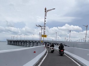 Begini Rasanya Lewat Tol Naik Motor, Bayar Cuma Segini