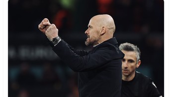 Pujian akun resmi MU di Twitter pada Erik Ten Hag usai menyingkirkan Barcelona. Foto: Twitter
